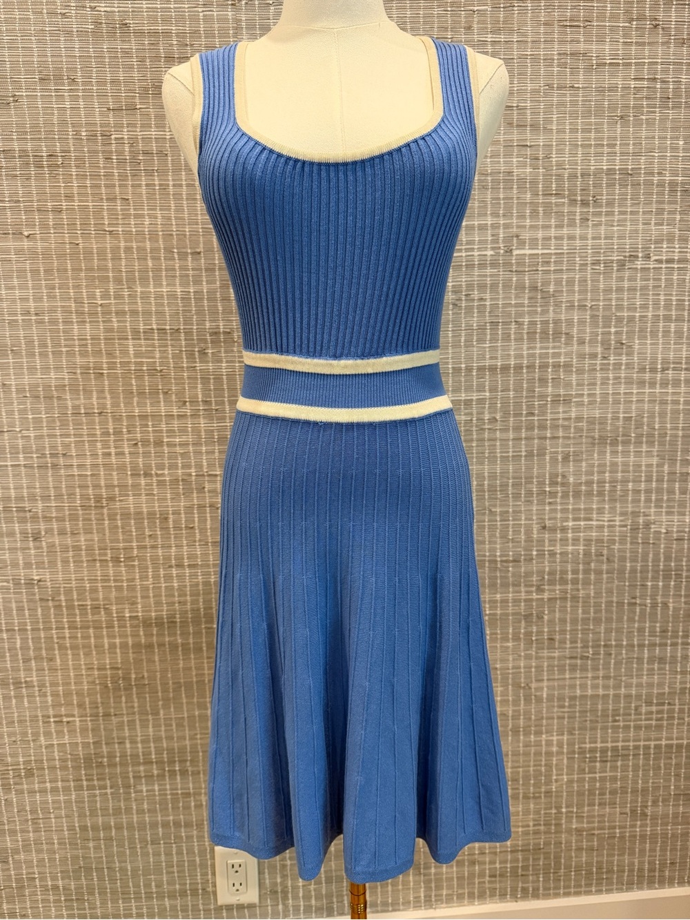 🧡 Flying Tomato Knit Fitted Dress 🧡